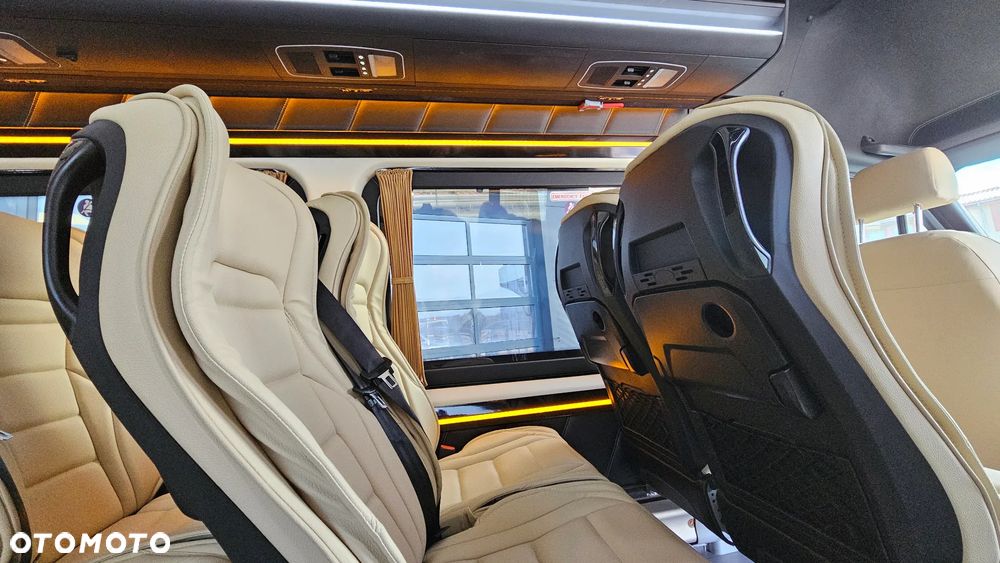 Mercedes-Benz Sprinter 519 - 19