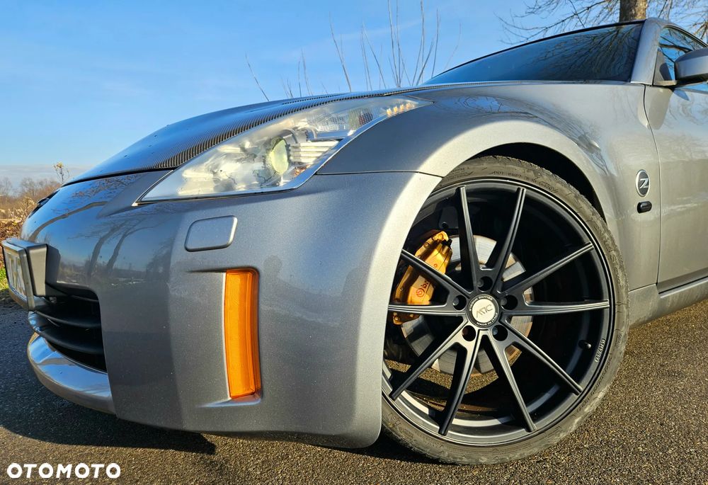 Nissan 350 Z 3.5 V6 - 12