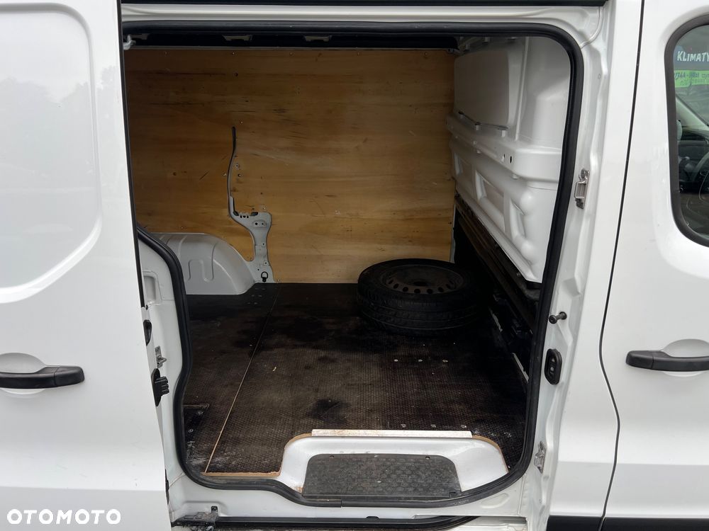 Renault Trafic - 19