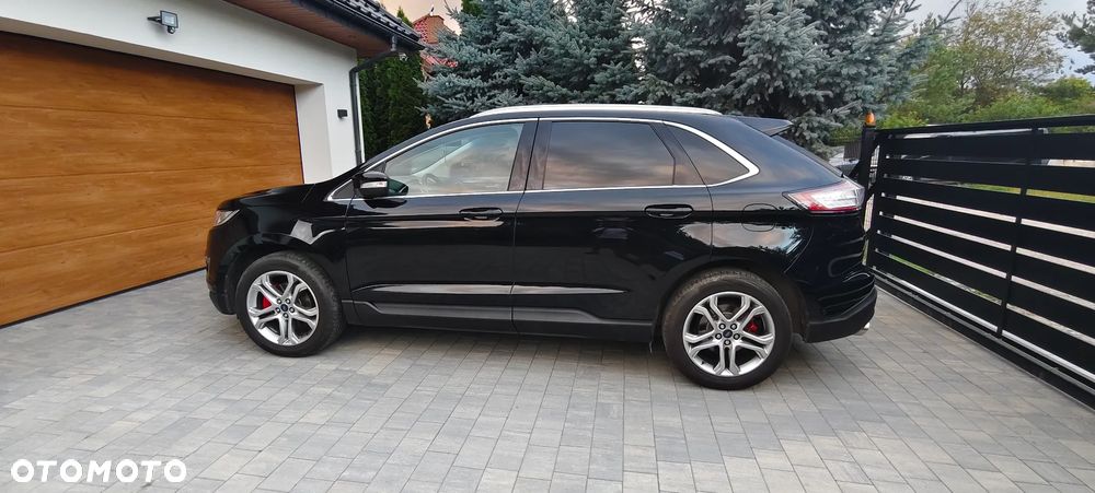 Ford Edge - 32