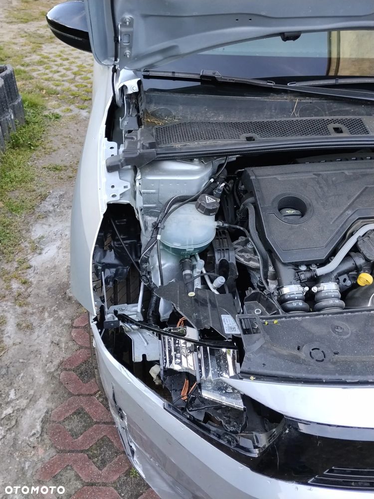 Opel Corsa 1.2 Direct Injection Turbo Hybrid 48 V - 16