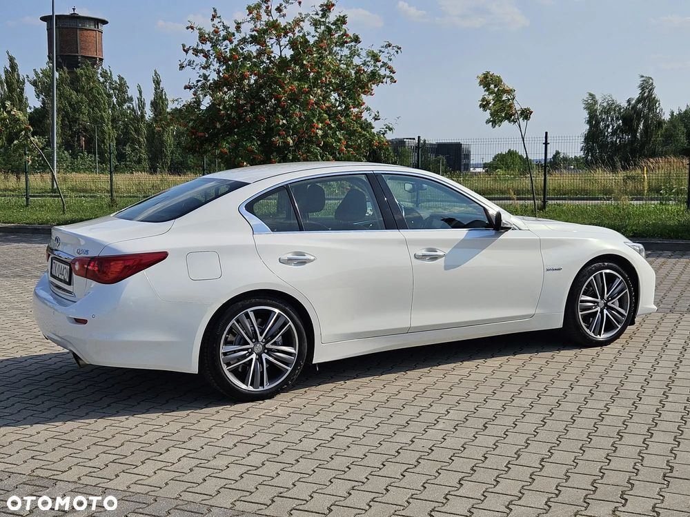 Infiniti Q50 - 3