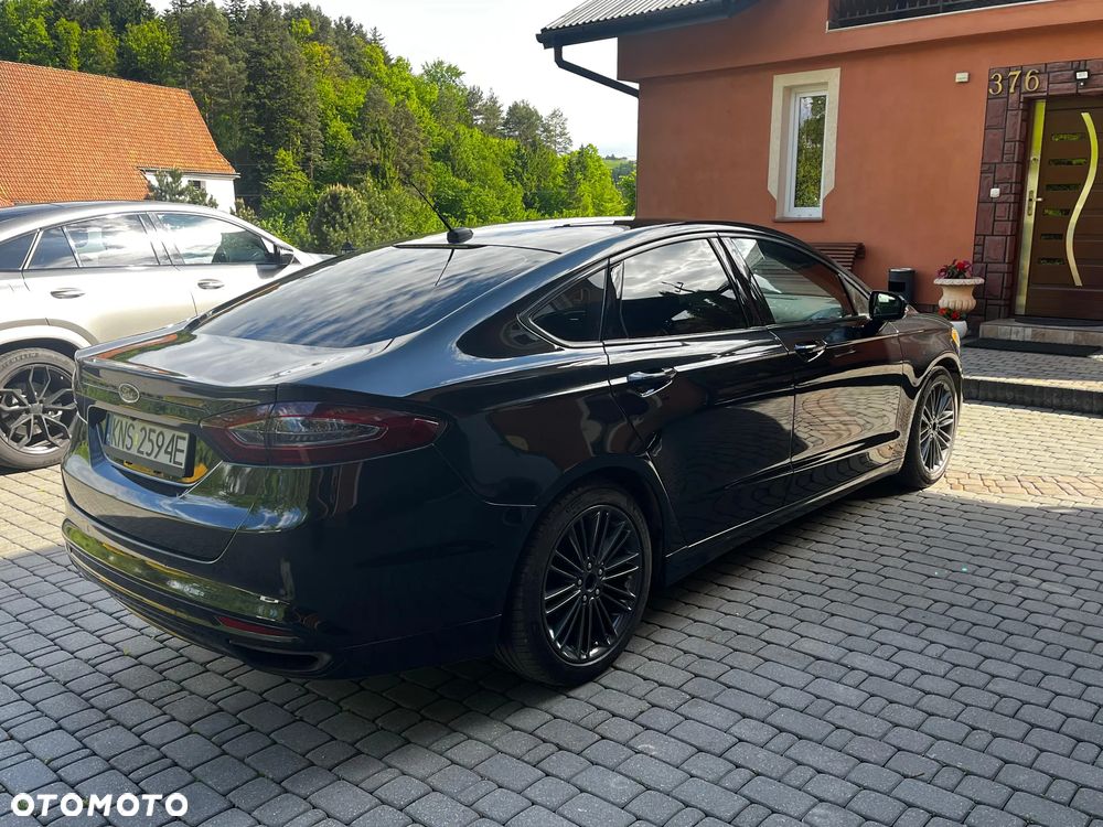 Ford Mondeo 2.0 EcoBoost Titanium X - 2