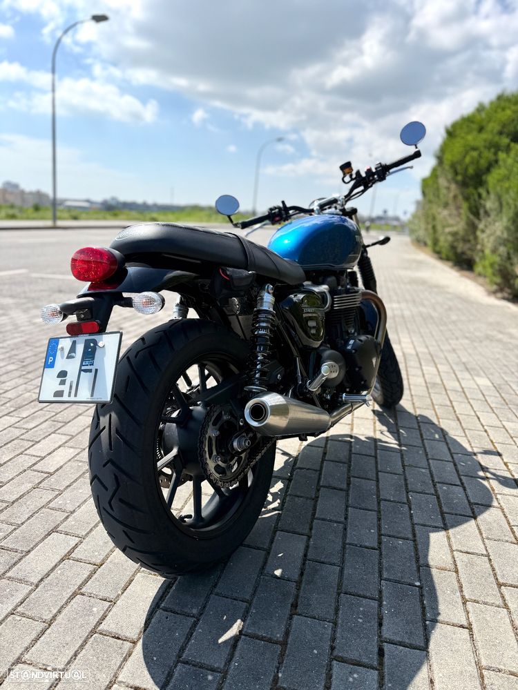 Triumph Street Twin - 16