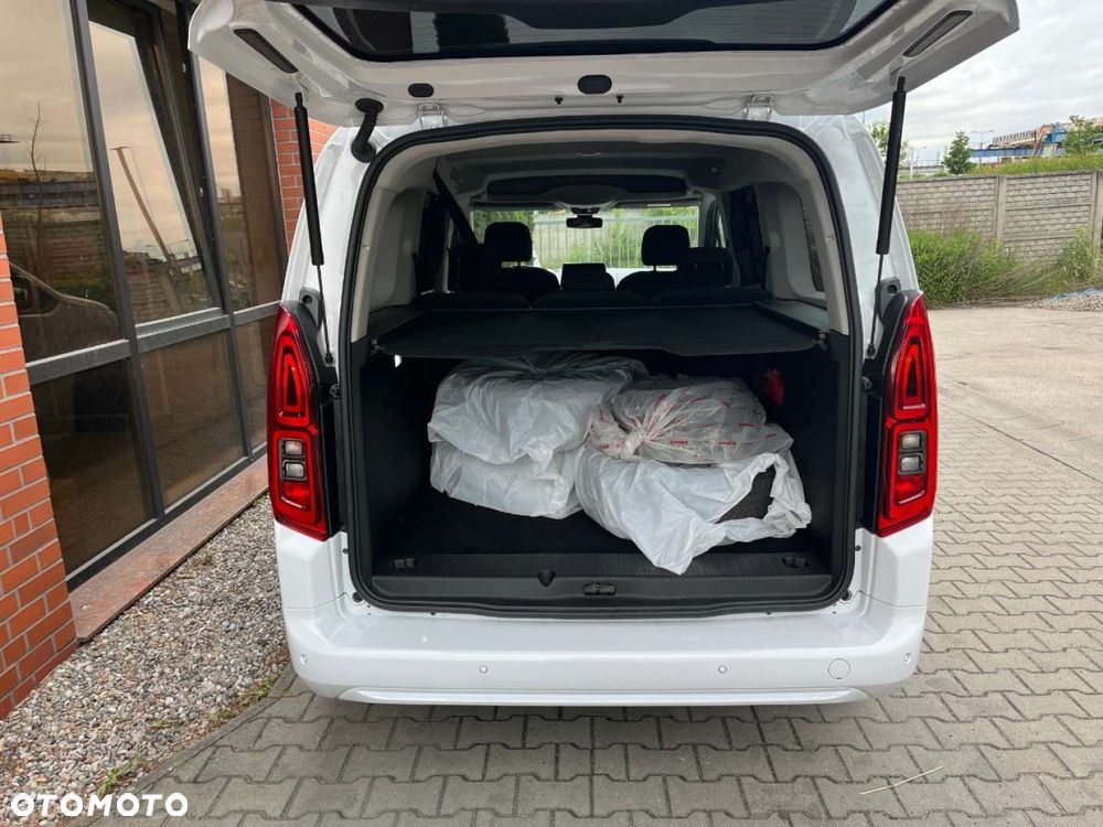 Opel Combo - 28