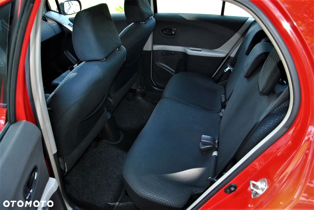 Toyota Yaris 1.33 VVT-i Sol - 8