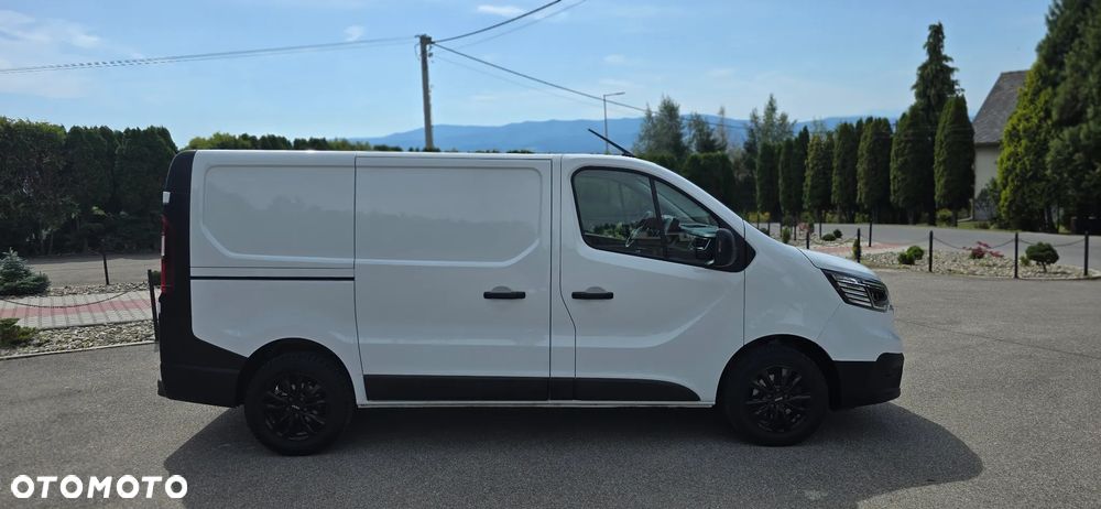 Renault Trafic - 10