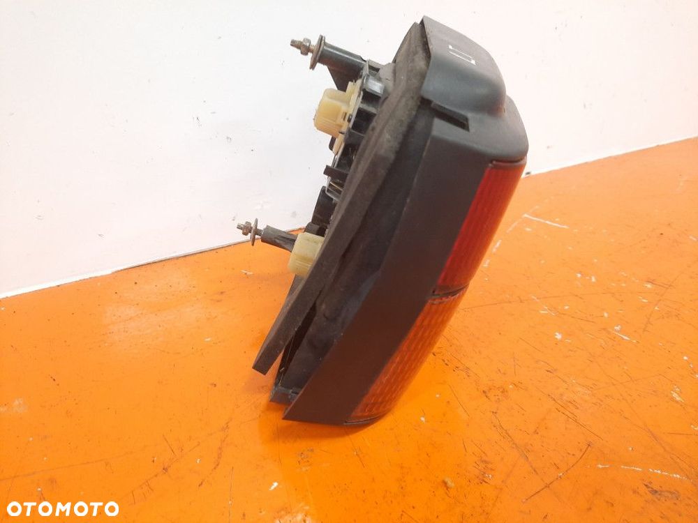 LIGIER AMBRA 99-06 LAMPA TYŁ LEWA ZEWNĘTRZNA - 5