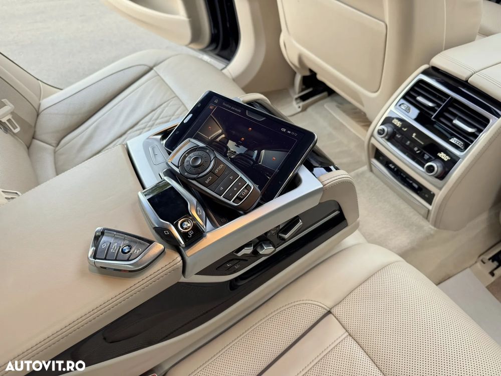 BMW Seria 7 750d xDrive - 20