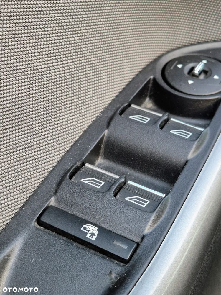 Ford Focus 1.0 EcoBoost Edition - 11