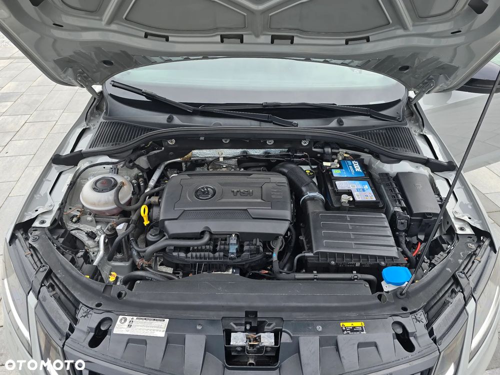 Skoda Octavia 2.0 TSI GPF RS 245 DSG - 36