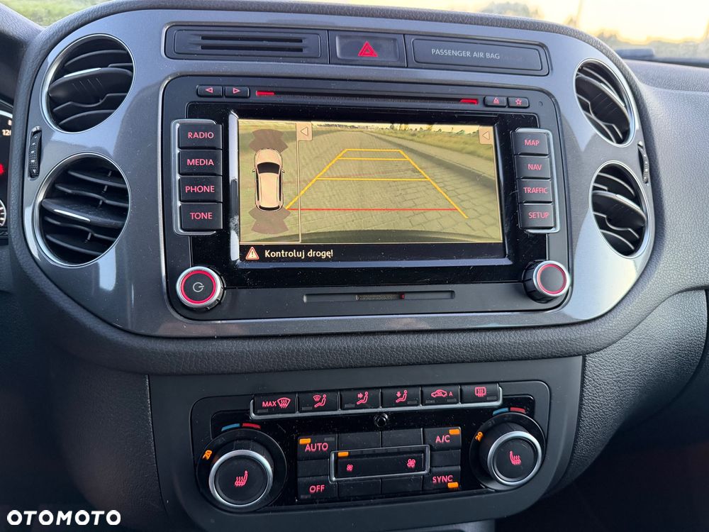Volkswagen Tiguan - 15