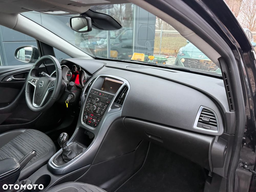 Opel Astra 1.4 T Cosmo - 7