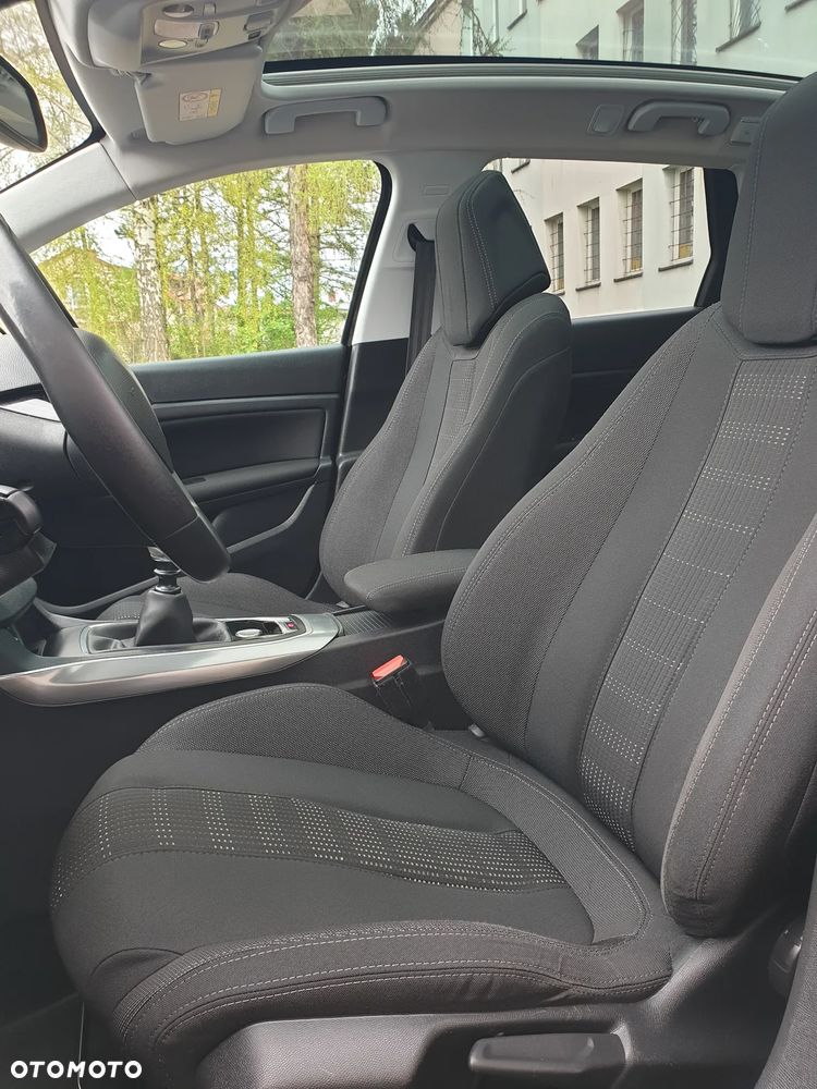 Peugeot 308 2.0 BlueHDi Allure S&S - 24