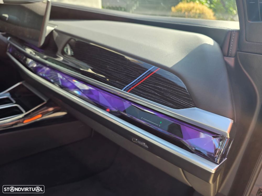 BMW i7 xDrive60 Pack Desportivo M Pro - 31
