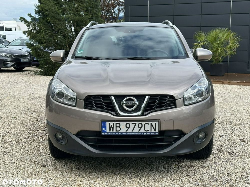 Nissan Qashqai - 2