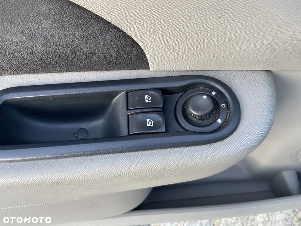 Renault Twingo 1.5 dCi Authentique - 20