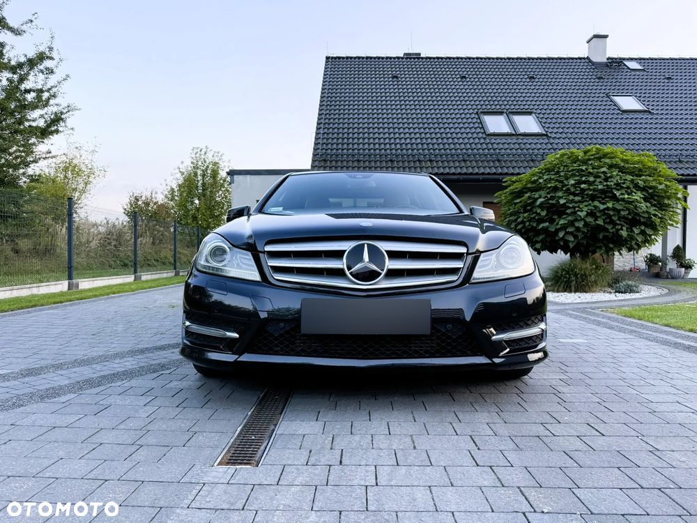 Mercedes-Benz Klasa C 350 CDI DPF (BlueEFFICIENCY) 7G-TRONIC Avantgarde - 2