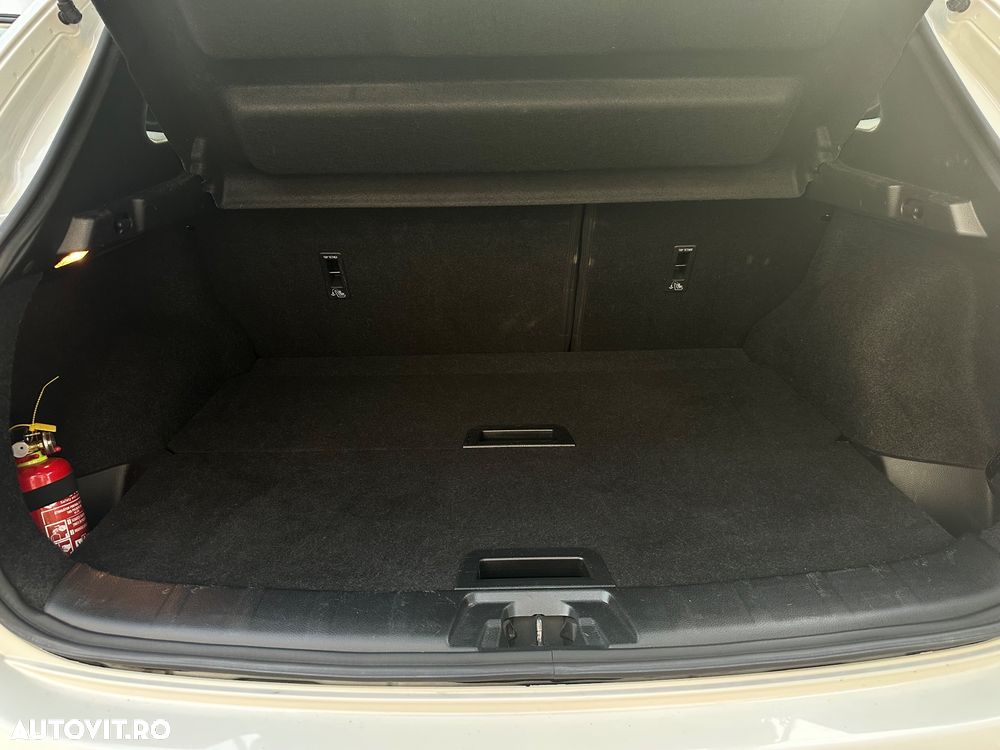 Nissan Qashqai 1.6 DCI Start/Stop X-TRONIC N-Connecta - 14