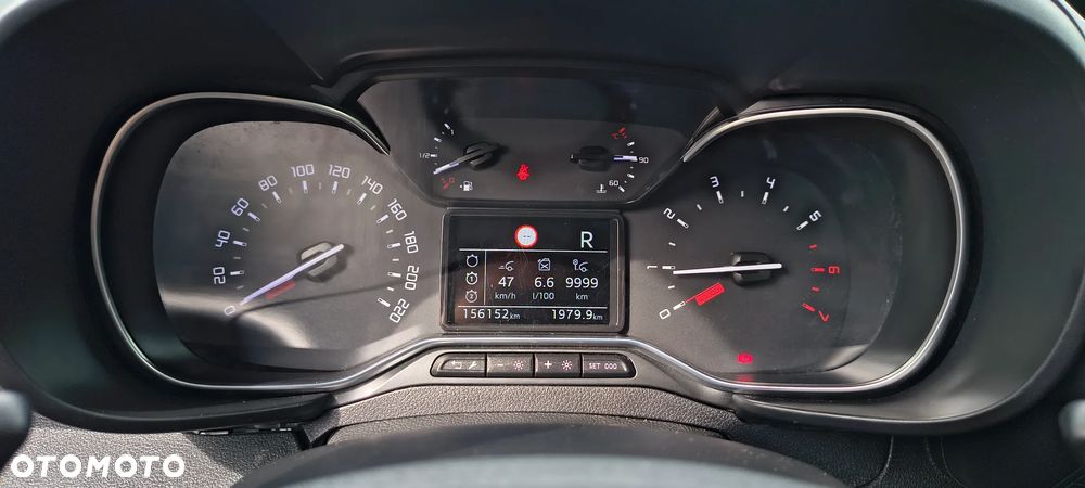 Citroën Berlingo XL 7-Sitzer PureTech 130 EAT8 FEEL - 11