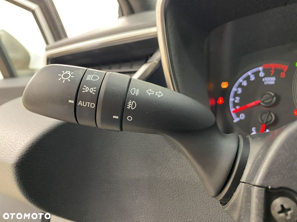 Toyota Corolla - 26