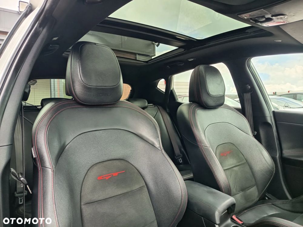 Kia Ceed 1.6 T-GDI GT - 26