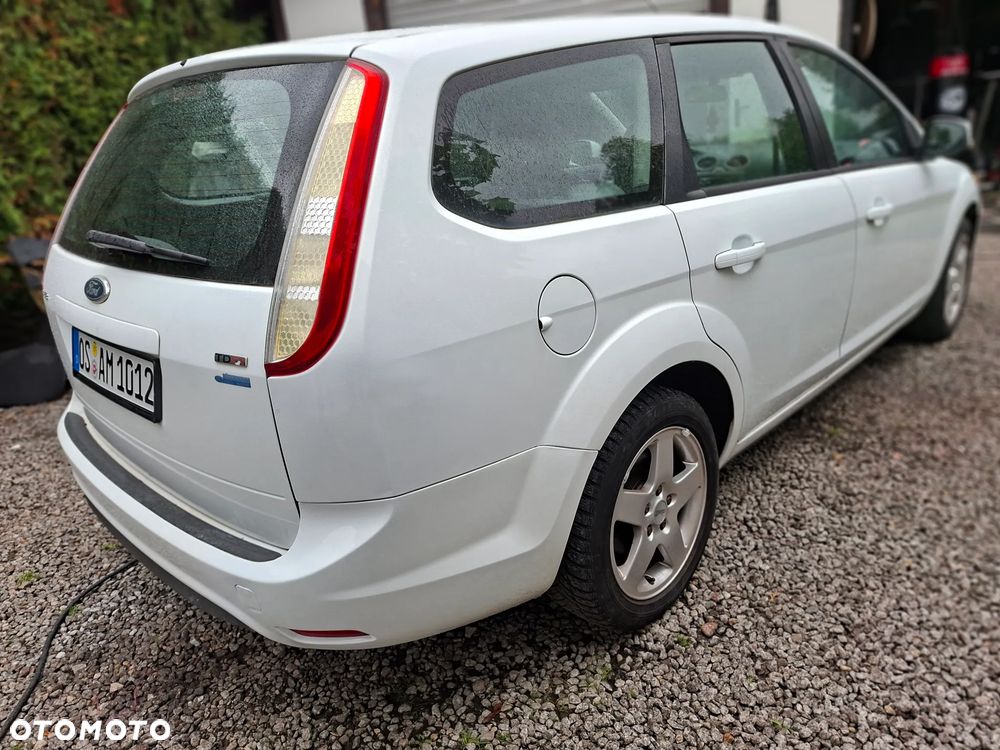 Ford Focus - 4