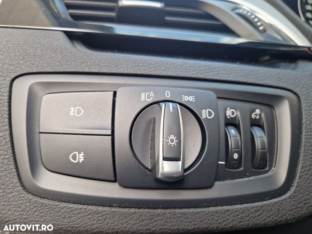 BMW X1 sDrive18d AT - 21