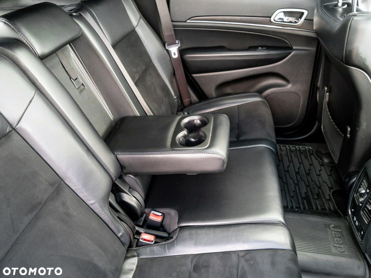 Jeep Grand Cherokee 3.0 CRD Night Eagle - 17