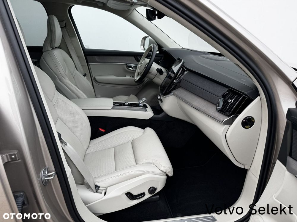 Volvo XC 90 B5 B AWD Ultra Bright 7os - 16