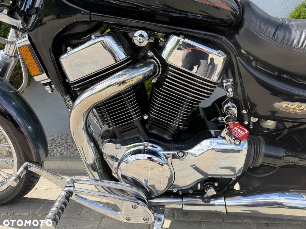 Suzuki Intruder - 31