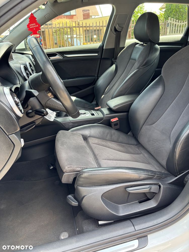 Audi A3 Sportback - 13