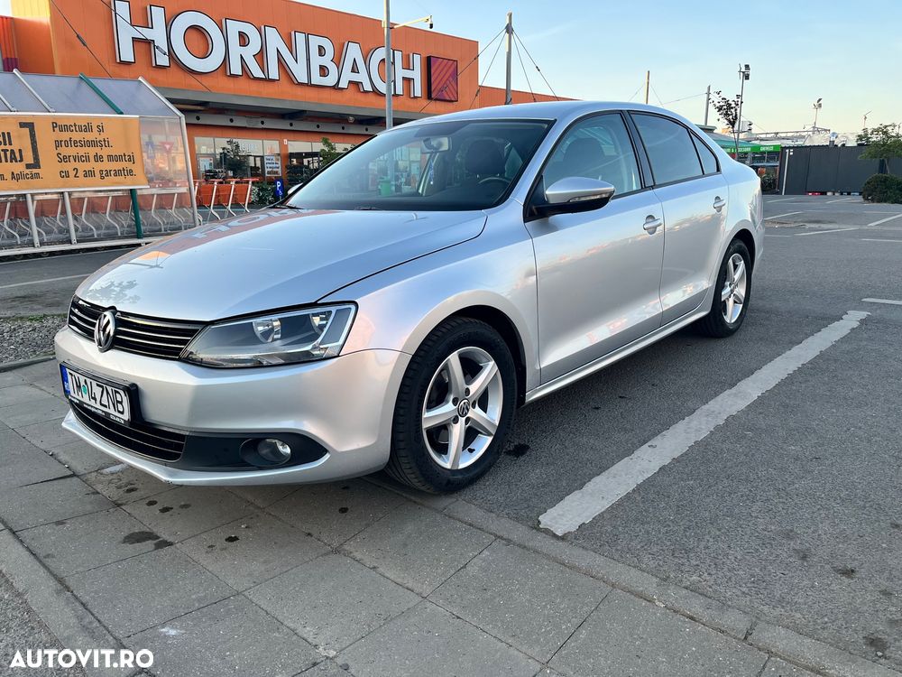 Volkswagen Jetta 1.6 TDI DPF Comfortline DSG - 3
