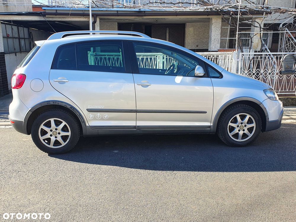Volkswagen Golf Plus - 4