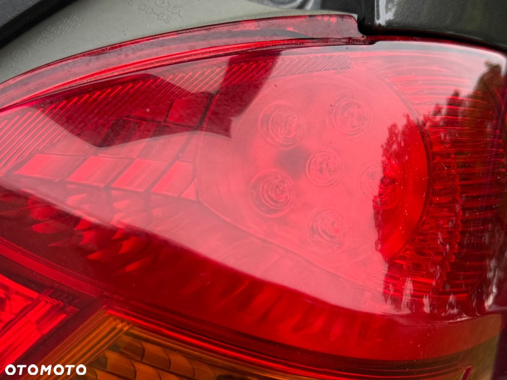 Toyota Yaris - 28
