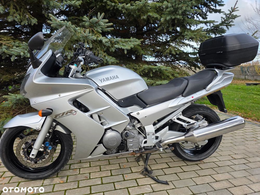 Yamaha FJR - 36