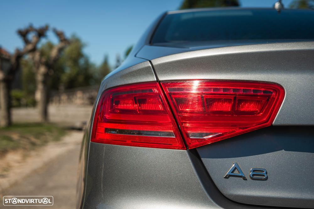 Audi A8 3.0 TDI DPF clean quattro tiptronic - 7
