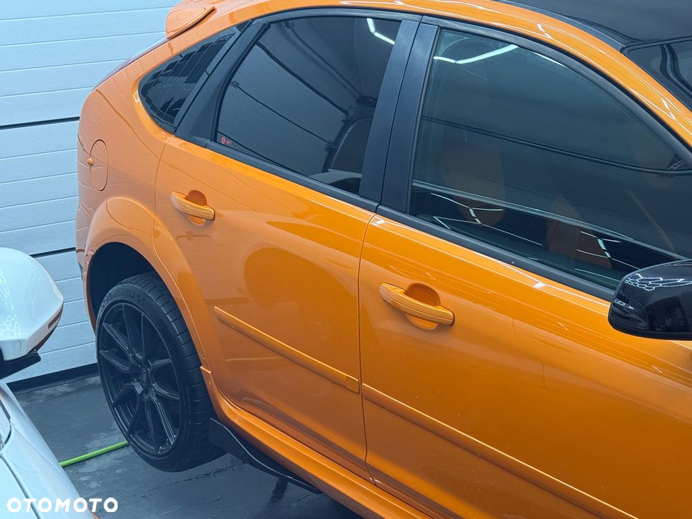 Ford Focus ST - 13
