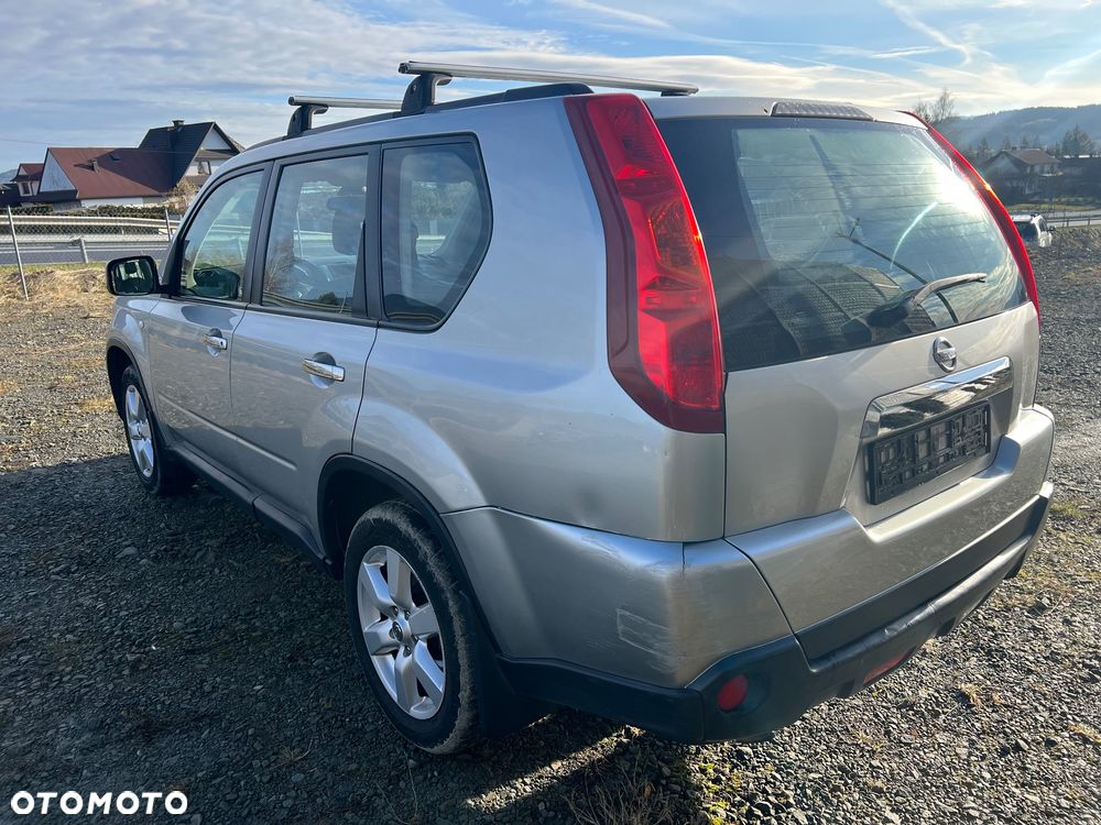 Nissan X-Trail 2.0 dCi 4x4 DPF Automatik SE - 10