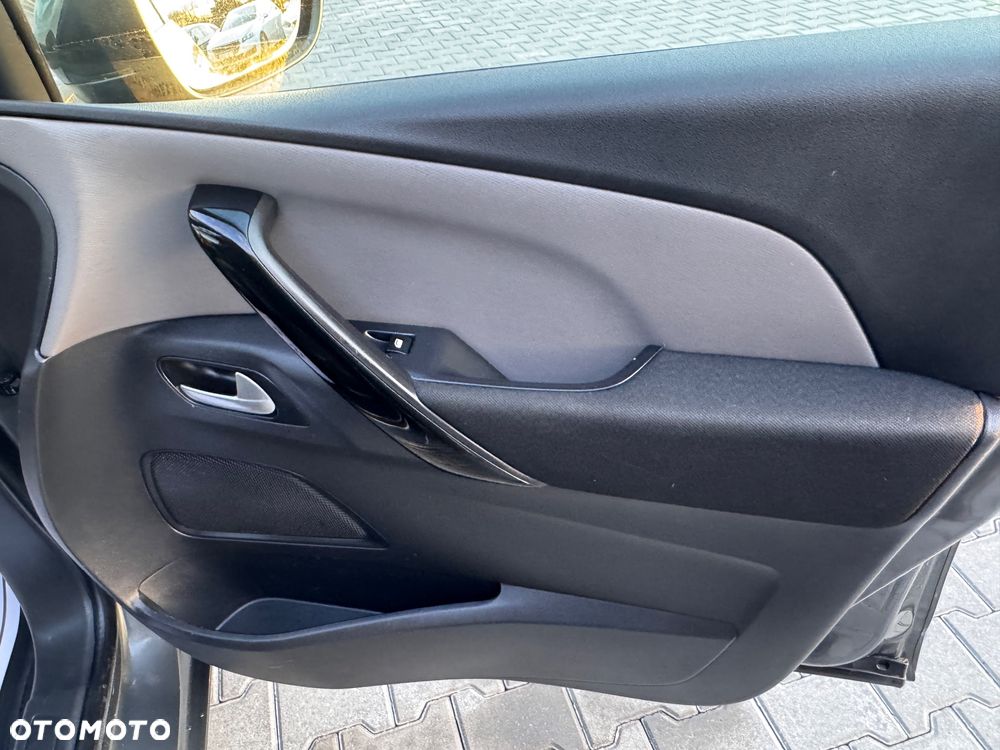 Citroën C4 Grand Picasso PureTech 130 Stop&Start SHINE - 23