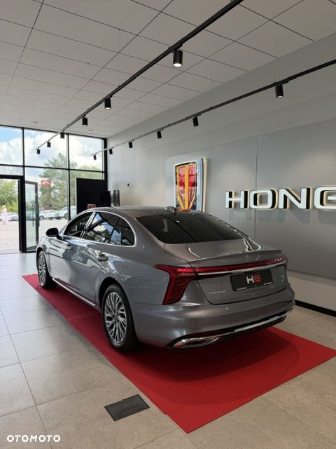 Hongqi H5 - 4