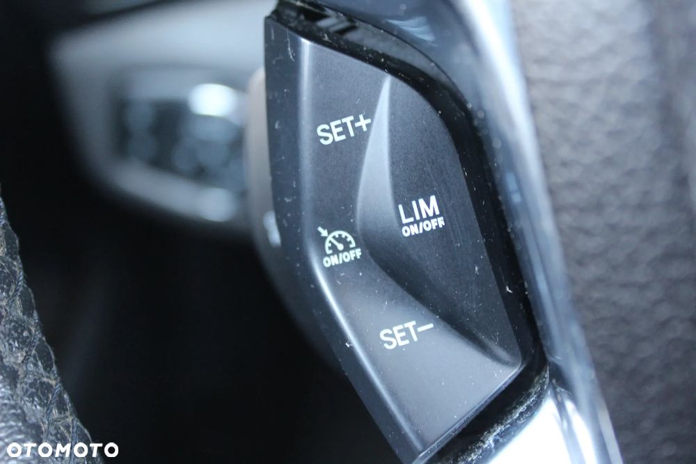 Ford Tourneo Connect 1.6 TDCi Titanium - 19