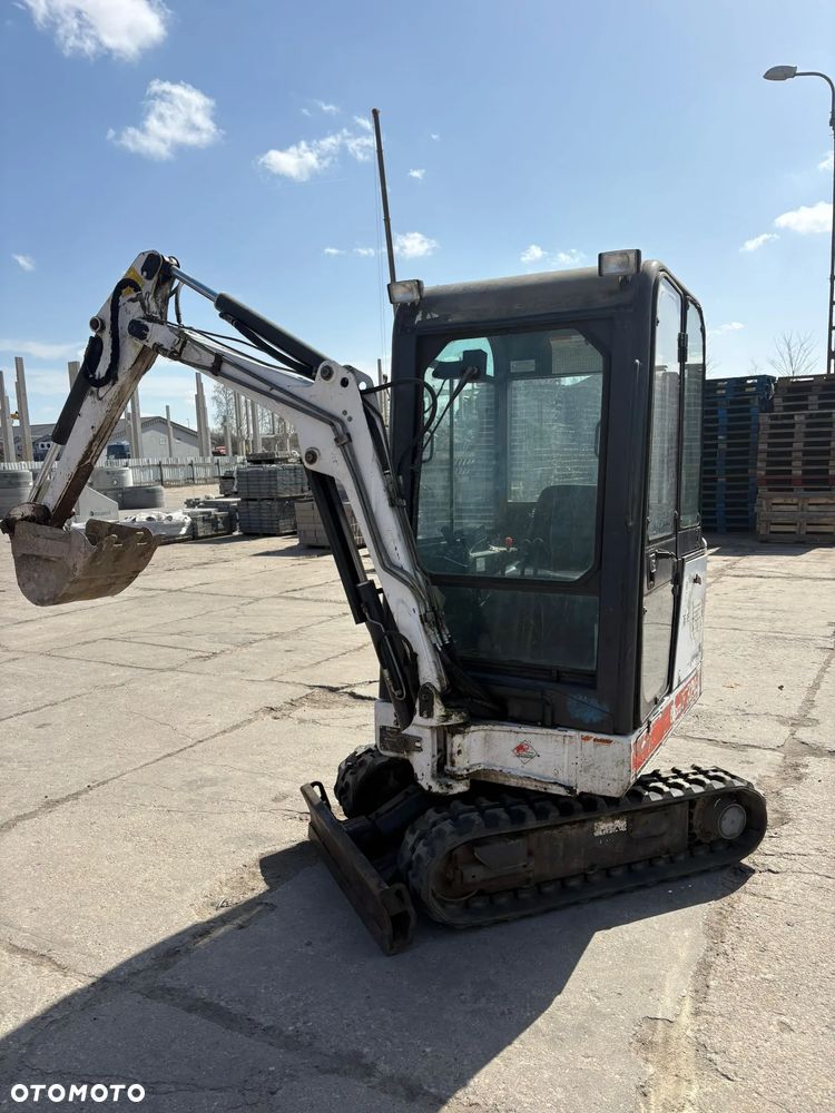 Bobcat 320 - 3