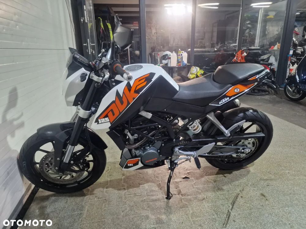KTM Duke - 25