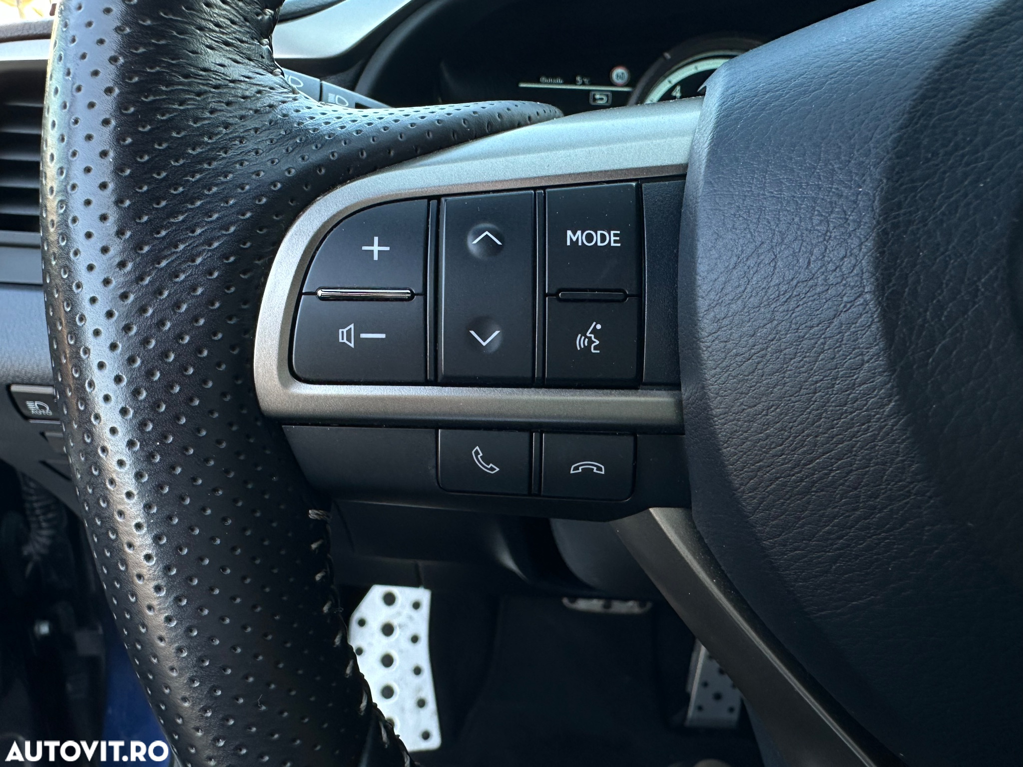 Lexus Seria RX 450h AWD F Sport Plus - 13
