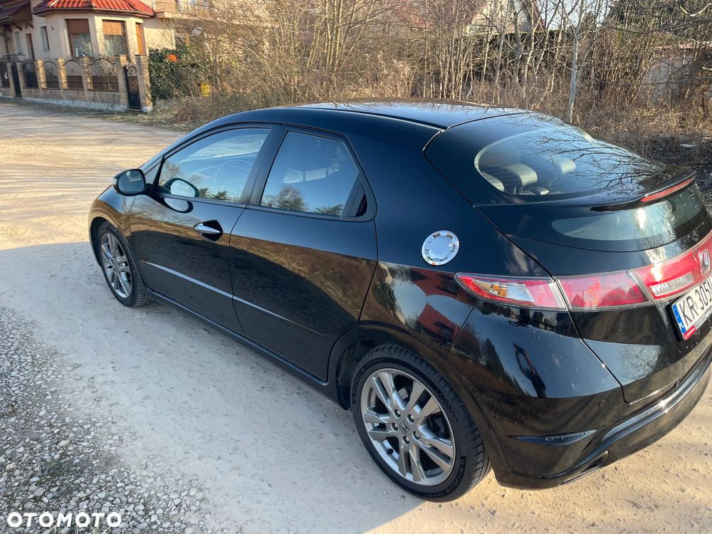 Honda Civic 1.8 GT Special Edition - 10