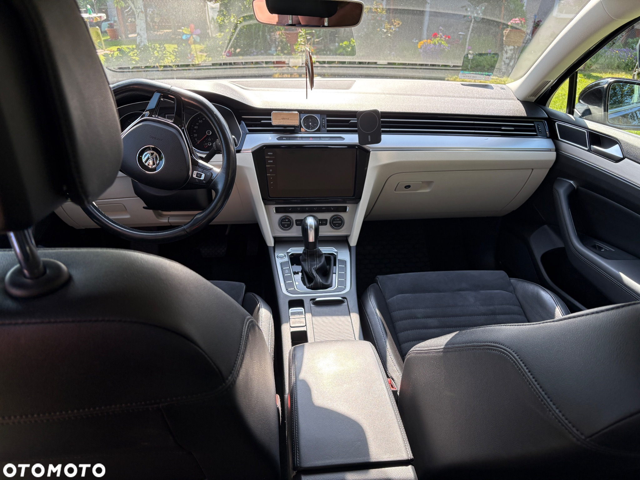 Volkswagen Passat 2.0 TDI BMT Comfortline DSG - 16