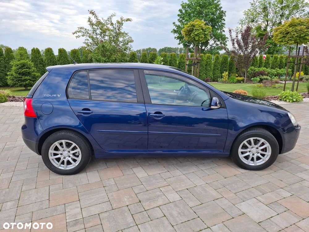 Volkswagen Golf 1.6 Tour Edition - 23