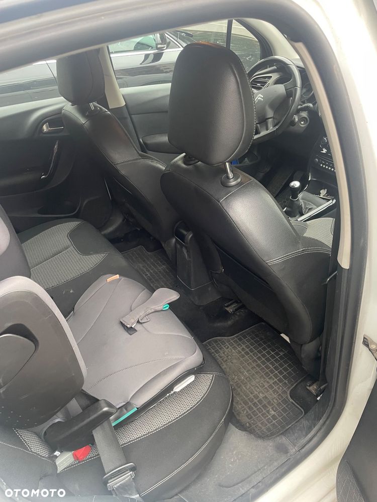 Citroën C3 1.2 PureTech Selection - 9