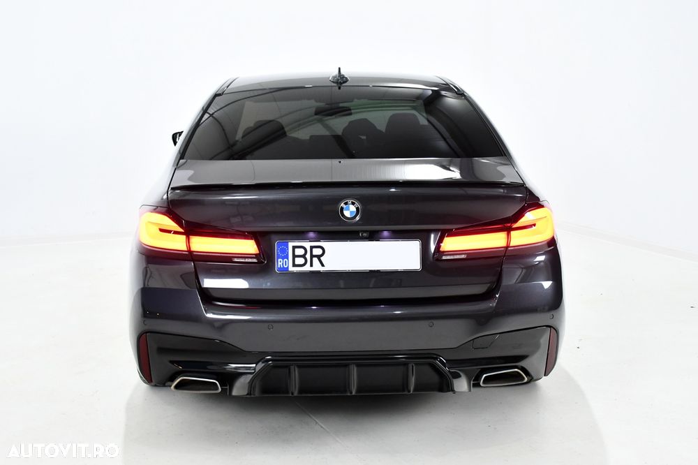 BMW Seria 5 530d Aut. M Sport Edition - 3